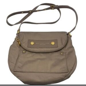 Marc by Marc Jacobs Natasha flap closure crossbody grey classic purse
